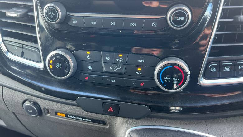 Ford Transit Custom 320 L1 Diesel Fwd 2.0 EcoBlue 170ps High Roof Limited Van